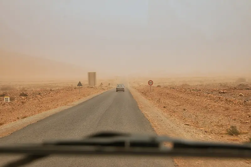 Route à travers le Maroc